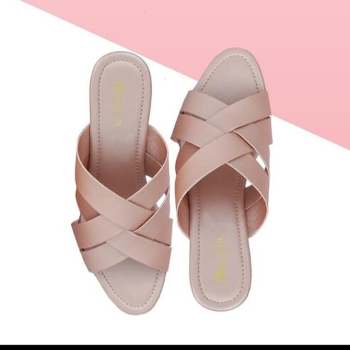 Ace your look with these trendy women shoes