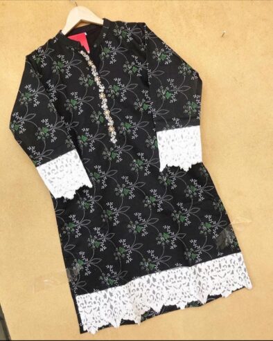 Floral print kurta, with handmade neckline and embroidered boarders